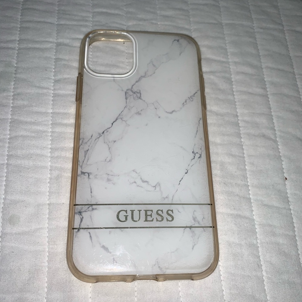 Guess White Marble iPhone 11 Case